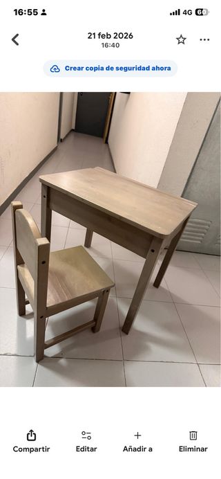 Pupitre infantil de madera