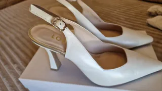 Zapatos LODI tacón blancos talla 39