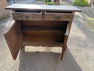 Cajonera antigua madera tallada