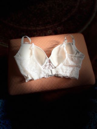 Sujetador blanco con encaje