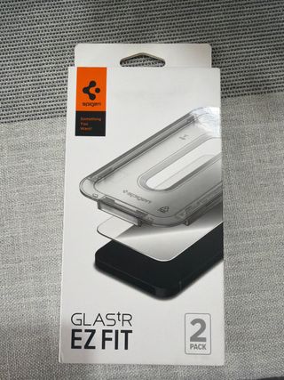 Protector Pantalla Spigen Glas.tR EZ Fit iPhone 13
