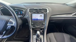 Ford Mondeo 2.0 Híbrido HEV Sedan Titanium Auto 137 kW (187 CV)