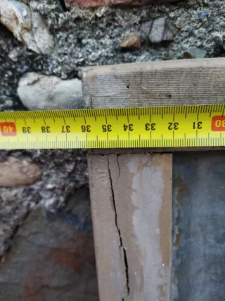 Puerta de calle con rejas