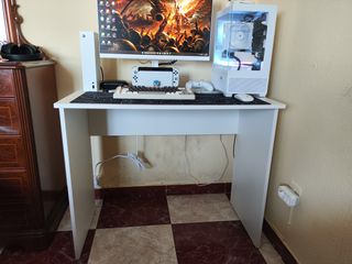 Escritorio blanco mate