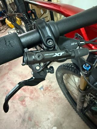 Frenos Shimano Deore XT + discos 203/180