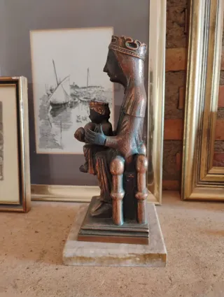 Virgen de Montserrat Antigua