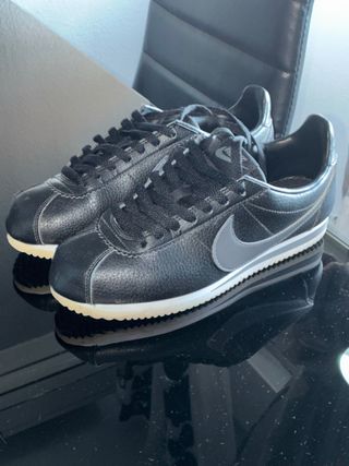 Nike Cortez Negras y Grises