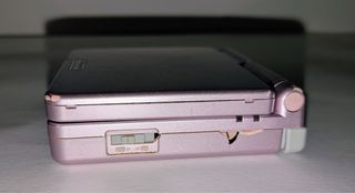 Nintendo Game Boy Advance SP Rosa + Accesorios