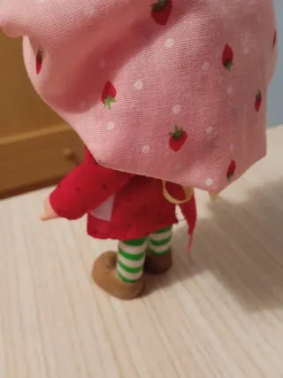 Muñeca Tarta de Fresa