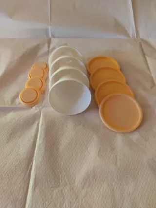 4 Moldes Flan/Cuajada Plástico Naranja/Blanco