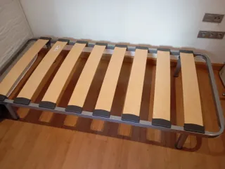 Somier de madera y metal