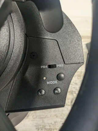 Combo Volante Thrustmaster T150 Pro + Palanca TH8A