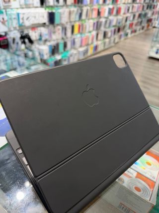 Magic Keyboard iPad 11 Negro