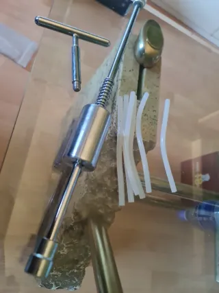 Extractor universal para abolladuras de coche