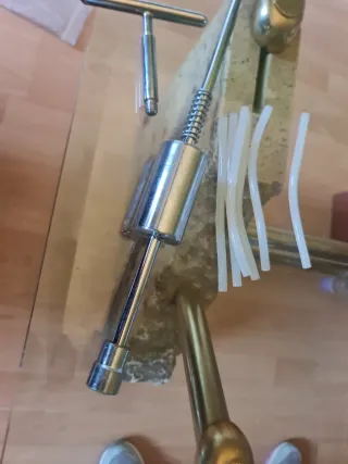 Extractor universal para abolladuras de coche