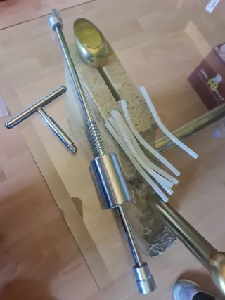 Extractor universal para abolladuras de coche