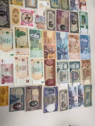 Lote  Billetes Mundo