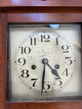 Reloj de pared antiguo Nugué