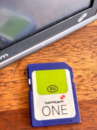 TomTom ONE GPS Coche 3.5” Europa + SD