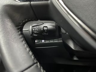 Peugeot 2008 1.5HDi 130cv EAT8 Allure