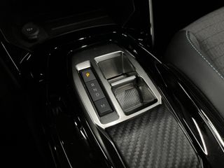 Peugeot 2008 1.5HDi 130cv EAT8 Allure