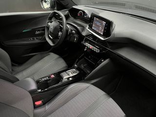 Peugeot 2008 1.5HDi 130cv EAT8 Allure