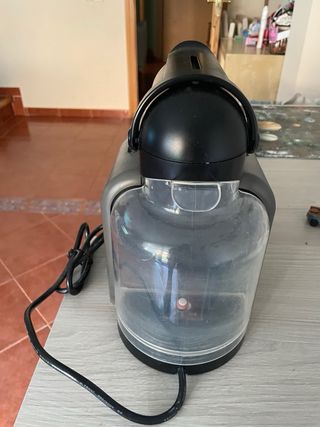 Cafetera Nespresso Negra