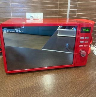 Microondas Russell Hobbs Rojo