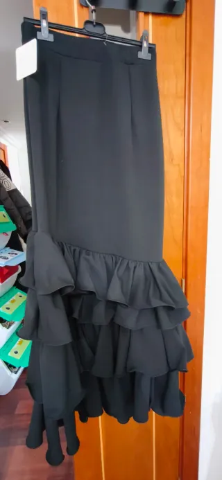 Falda flamenca volantes negra