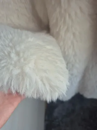 Abrigo pelo blanco Stradivarius Talla m