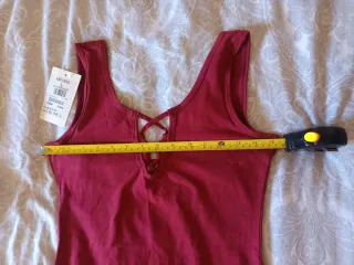 Body granate con cordones talla L