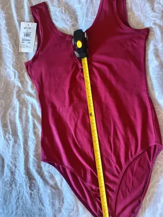 Body granate con cordones talla L