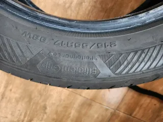 Neumáticos Goodyear EfficientGrip 215/55/17 98W