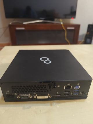Mini PC Fujitsu Esprimo | 8GB RAM | 246GB SSD | i5