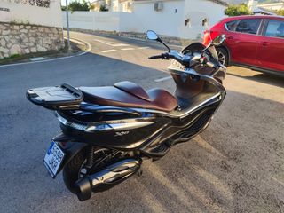 Piaggio X10 350IE ELEGANCE Negra