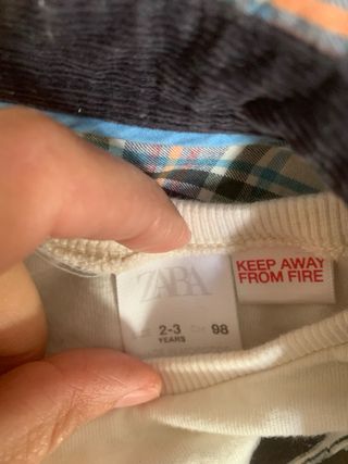 Conjunto: Camiseta manga larga, camisa y pantalón