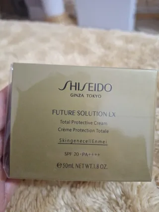 Shiseido Future Solution LX Creme Protetor