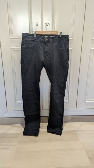 Vaqueros Negros Slim Fit Easy Jeans W46