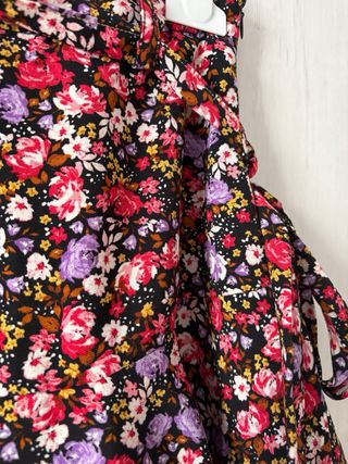 Falda pantalón floral Stradivarius T:XS