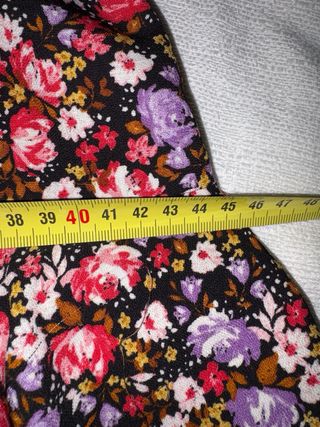 Falda pantalón floral Stradivarius T:XS