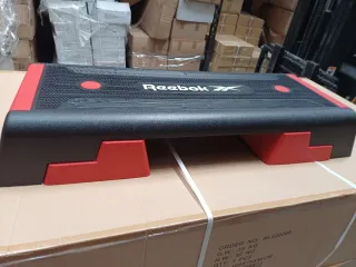 Step Reebok Negro/Rojo