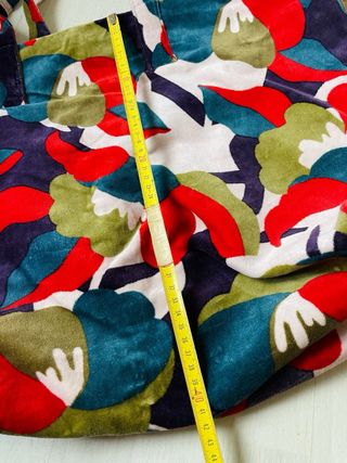 Bolso grande terciopelo estampado