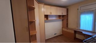 Mueble completo habitación: armario, cajonera