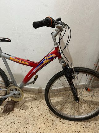 Bicicleta de montaña KAYAK