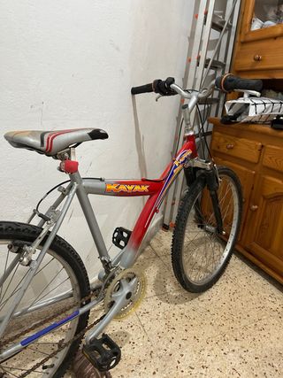 Bicicleta de montaña KAYAK