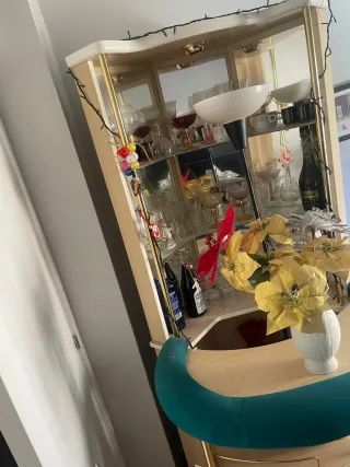 Mueble Bar Salón Cristal y Madera