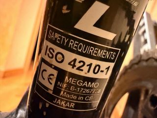 Bicicleta Gravel Megamo Jakar 20 y garmin Edge 520