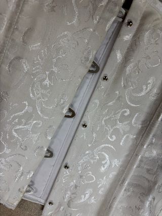 Corsé underbust blanco con tirantes