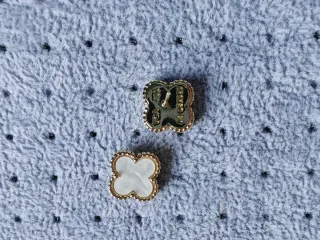 Pendientes trébol oro blanco