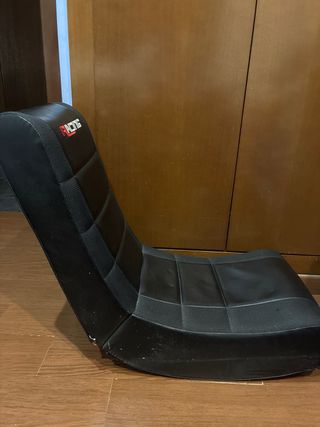 Sillín negro para videojuegos